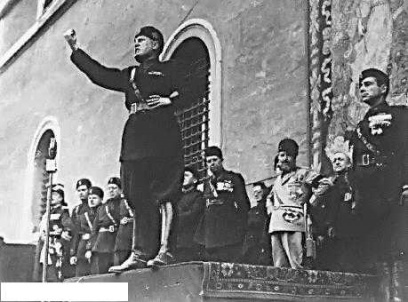 THE LAST DAYS OF MUSSOLINI